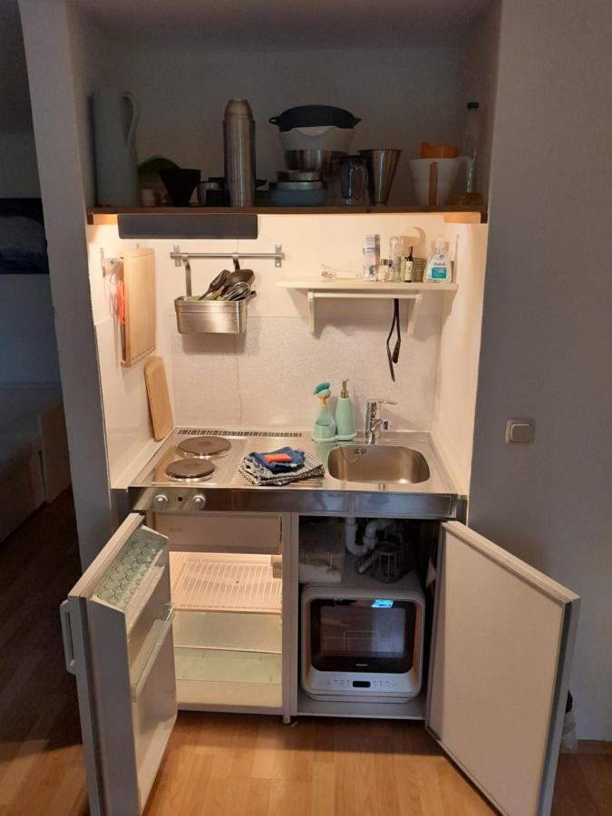Apartment mit Küche und Balkon oder Terrasse, ruhig und gut erreichbar Piding Exterior foto