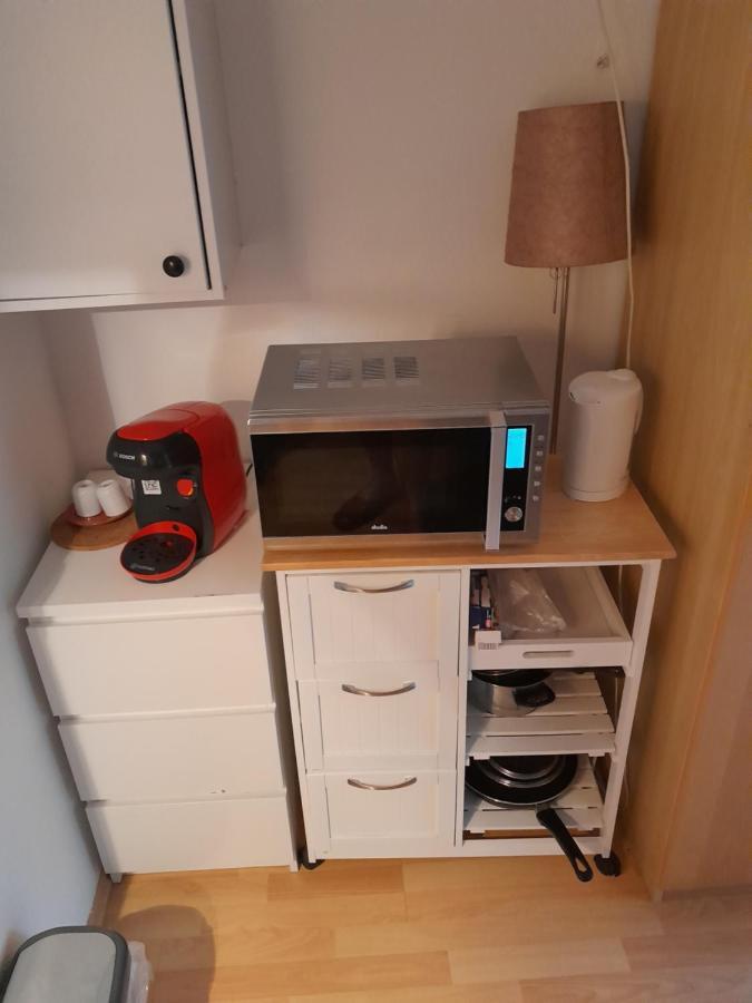 Apartment mit Küche und Balkon oder Terrasse, ruhig und gut erreichbar Piding Exterior foto